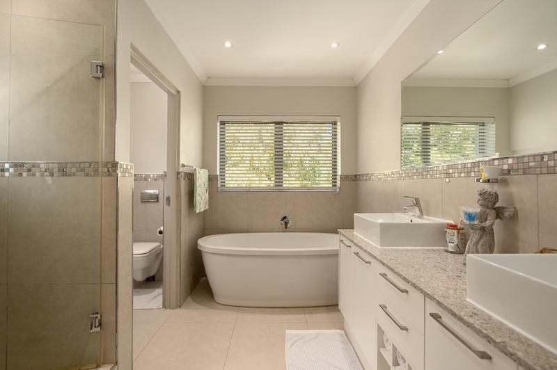 3 Bedroom Property for Sale in Stellenbosch Central Western Cape